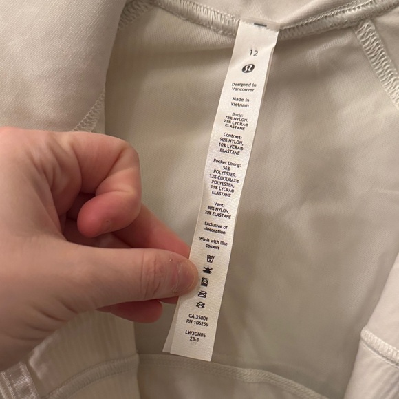 Lululemon Ribbed Nulu Define Cropped Bone Jacket Size 12 NWT - Picture 11 of 14